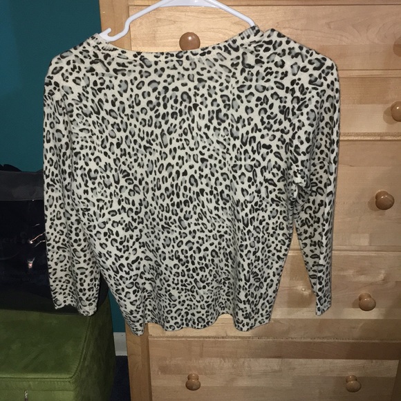 Cheetah sweater - Picture 2 of 3